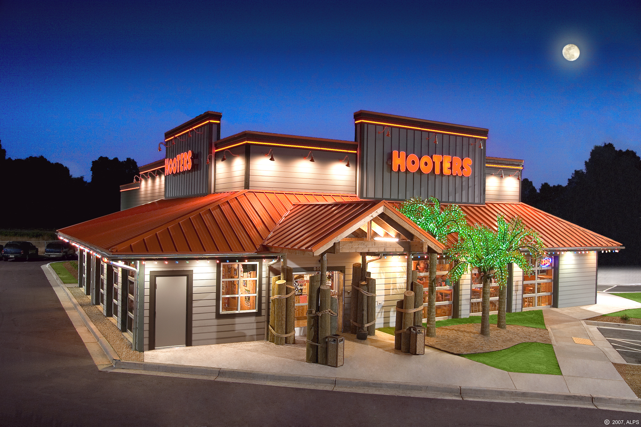 hooters-celebrates-25-years-of-food-and-fun